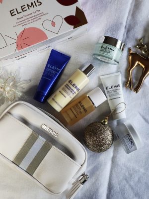 Christmas gift set with travel bag and small size products